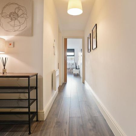 Elegant One Bedroom Apartment In Sheffield By Eason Stays, Ideal For Business Travellers And Weekend Getaways, With Free Parking! Exterior photo
