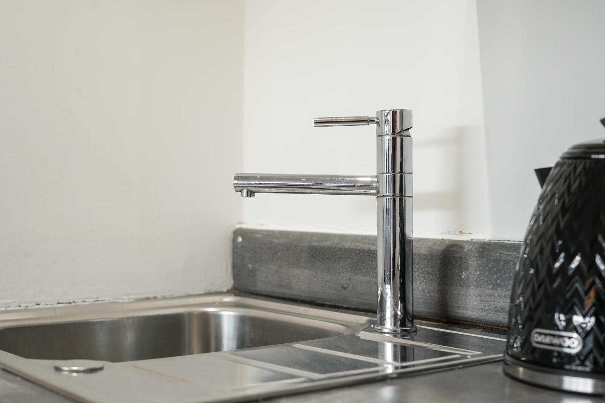 Elegant One Bedroom Apartment In Sheffield By Eason Stays, Ideal For Business Travellers And Weekend Getaways, With Free Parking! Exterior photo