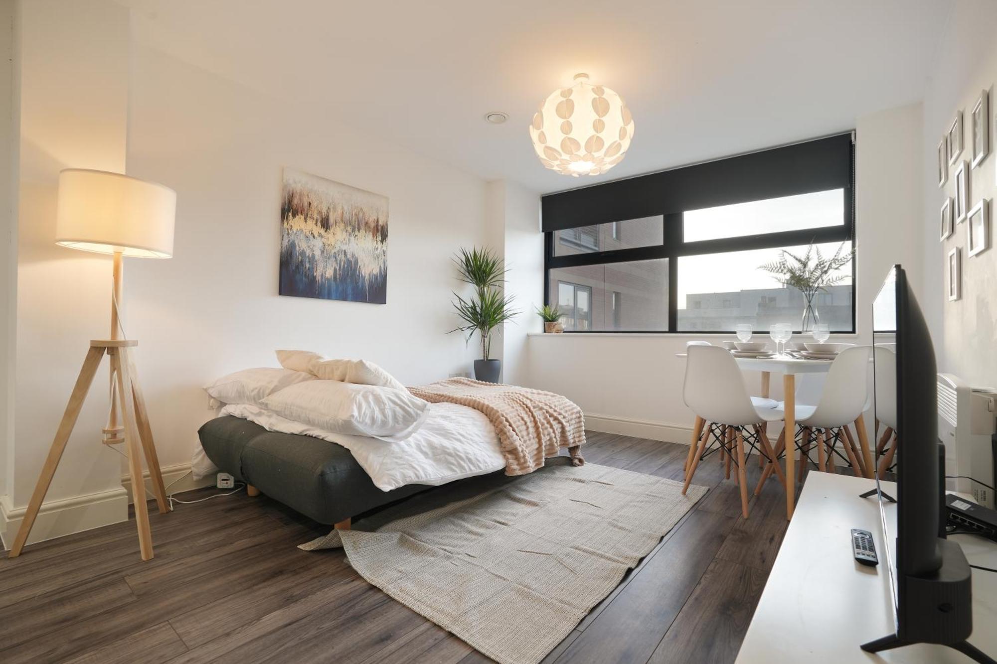 Elegant One Bedroom Apartment In Sheffield By Eason Stays, Ideal For Business Travellers And Weekend Getaways, With Free Parking! Exterior photo